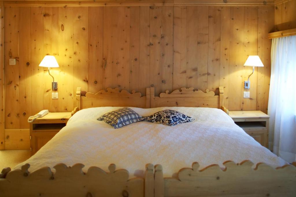 Hotel Engiadina Scuol Room photo