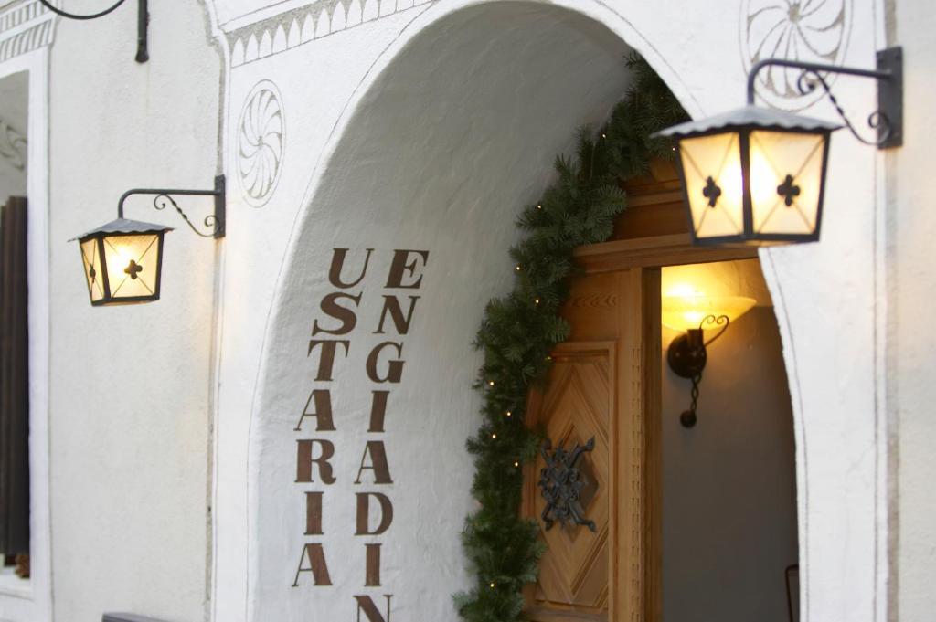Hotel Engiadina Scuol Exterior photo